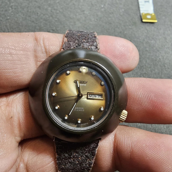 Vintage Citizen 6600 RARE 28800 Automatic Watch 21 Jewels Day Date Working shows - Picture 1 of 10